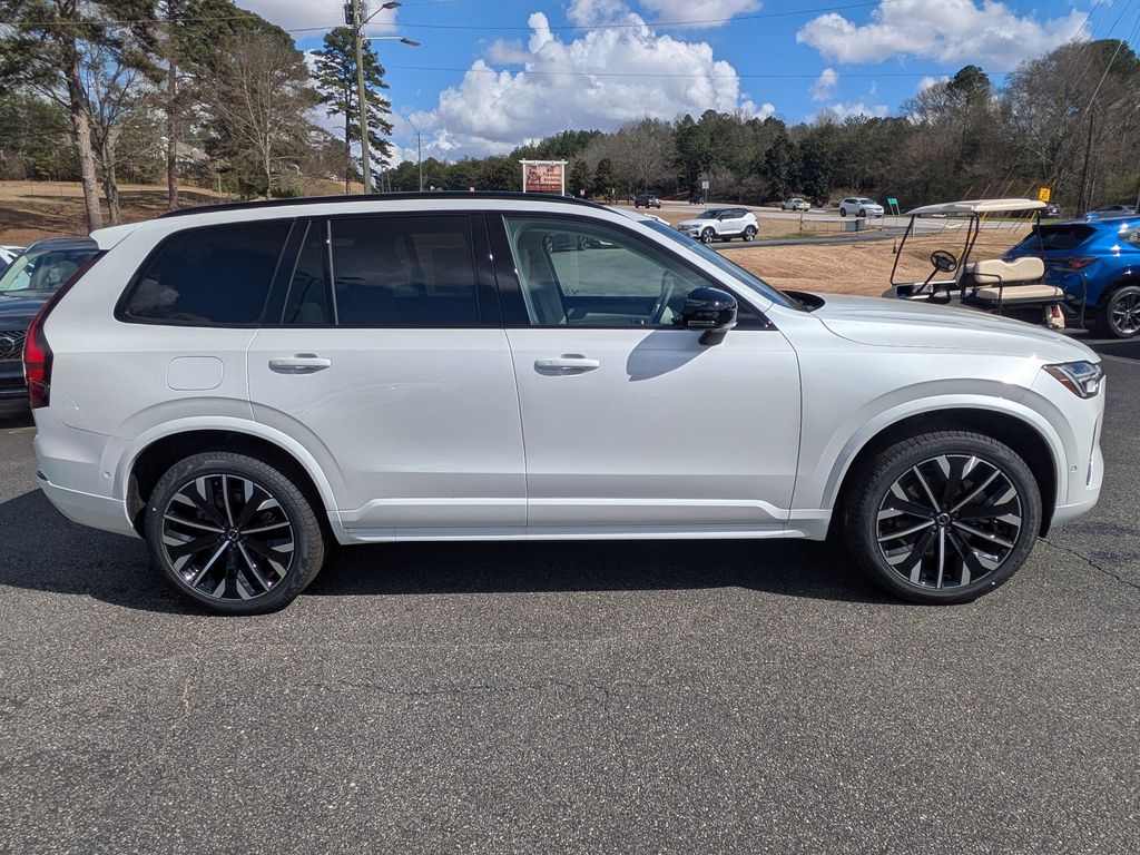 2026 Volvo XC90 Ultra - Photo 6