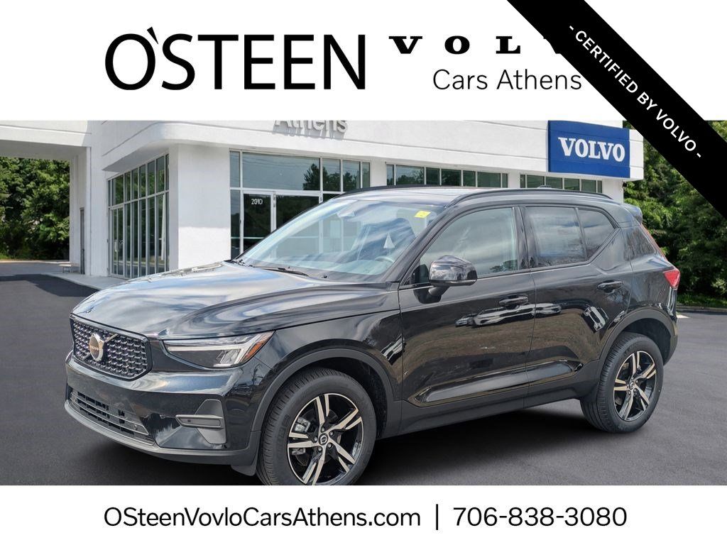 2026 Volvo XC40 Core