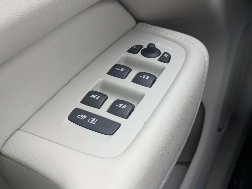 2026 Volvo XC60 Ultra - Photo 26