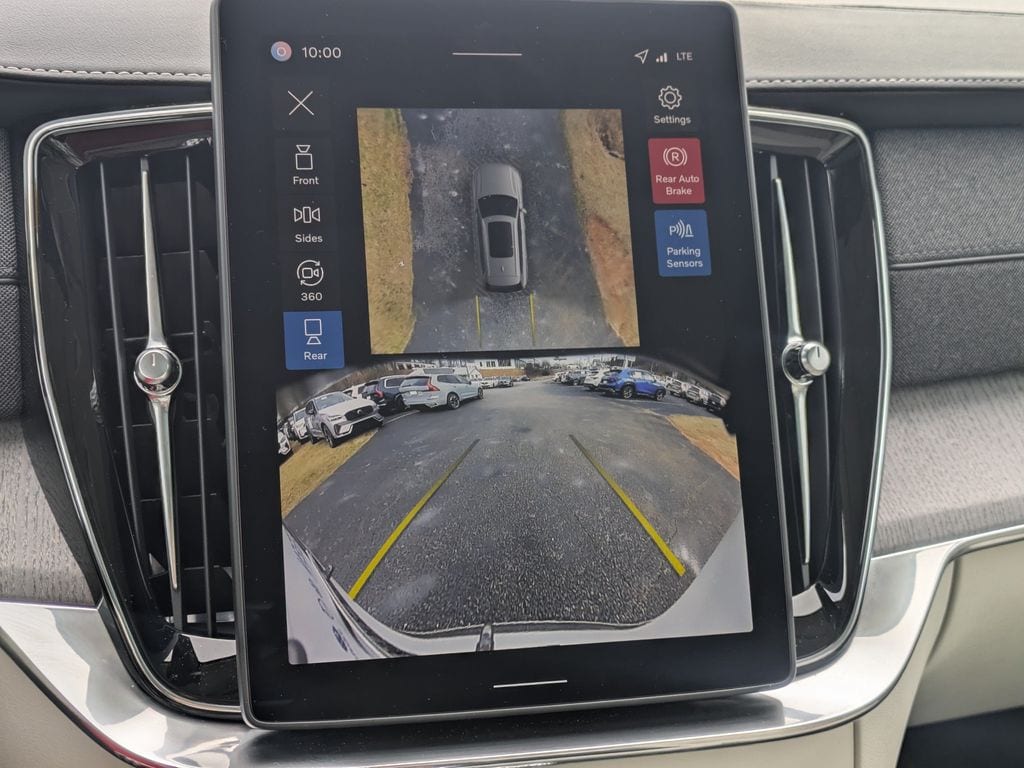 2026 Volvo XC90 Ultra - Photo 21