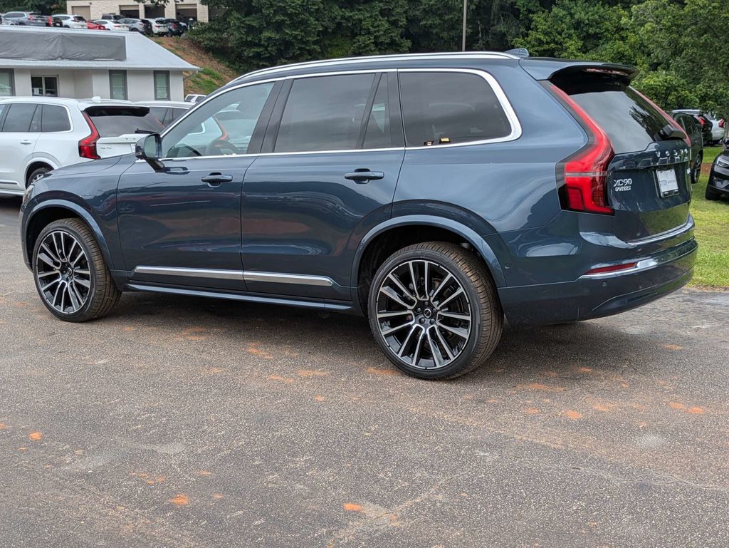New 2026 Volvo XC90 B6 Plus 7-Seater SUV