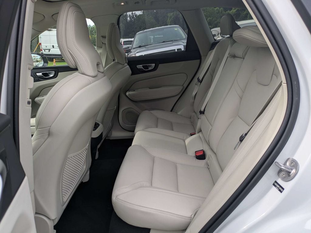2026 Volvo XC60 Ultra - Photo 15