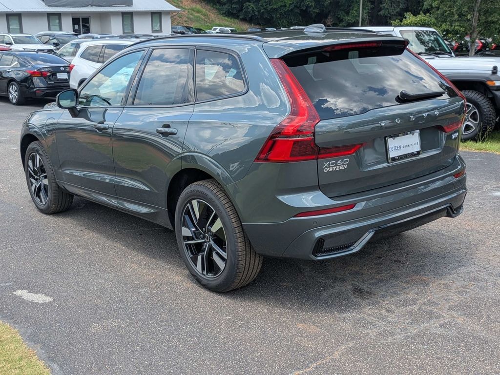 New 2026 Volvo XC60 plug-in hybrid T8 Core SUV