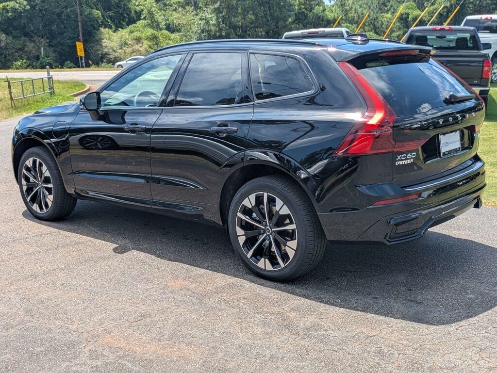 New 2026 Volvo XC60 plug-in hybrid T8 Plus SUV