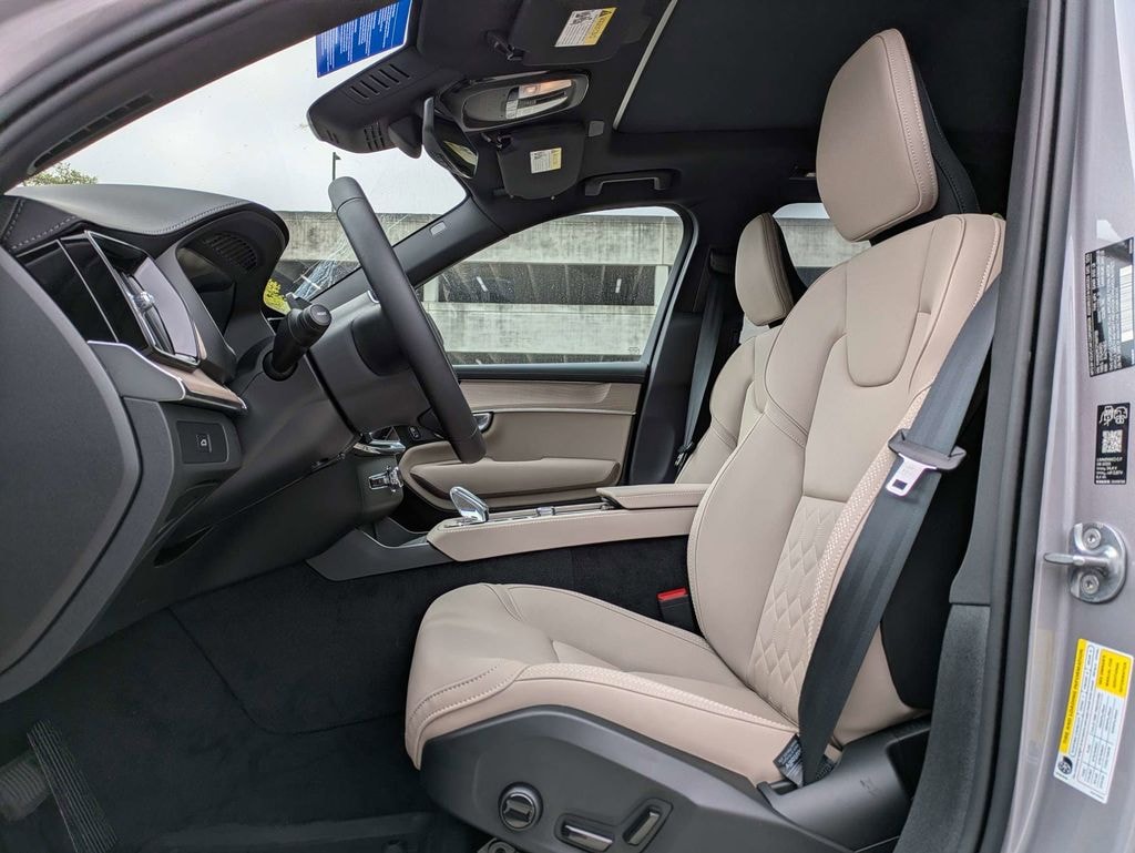 New 2026 Volvo XC90 B6 Plus 7-Seater SUV