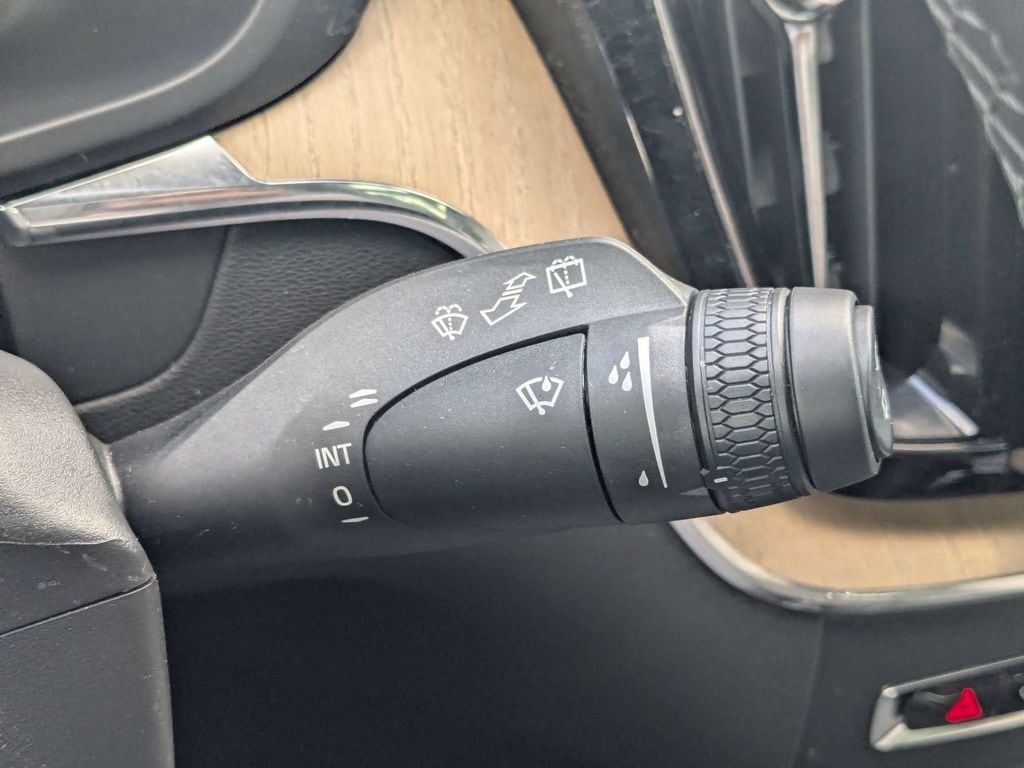 2026 Volvo XC60 Core - Photo 34