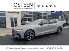 2024 Volvo S60 B5 Core Dark Sedan