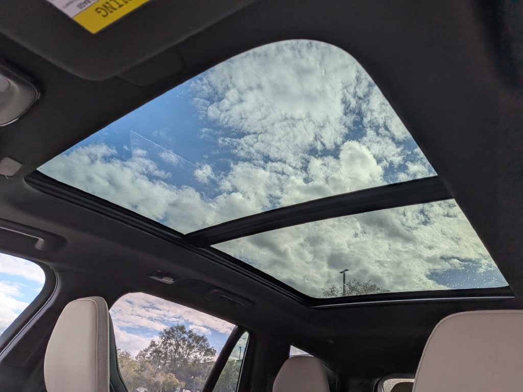 2026 Volvo XC90 Plus - Photo 23