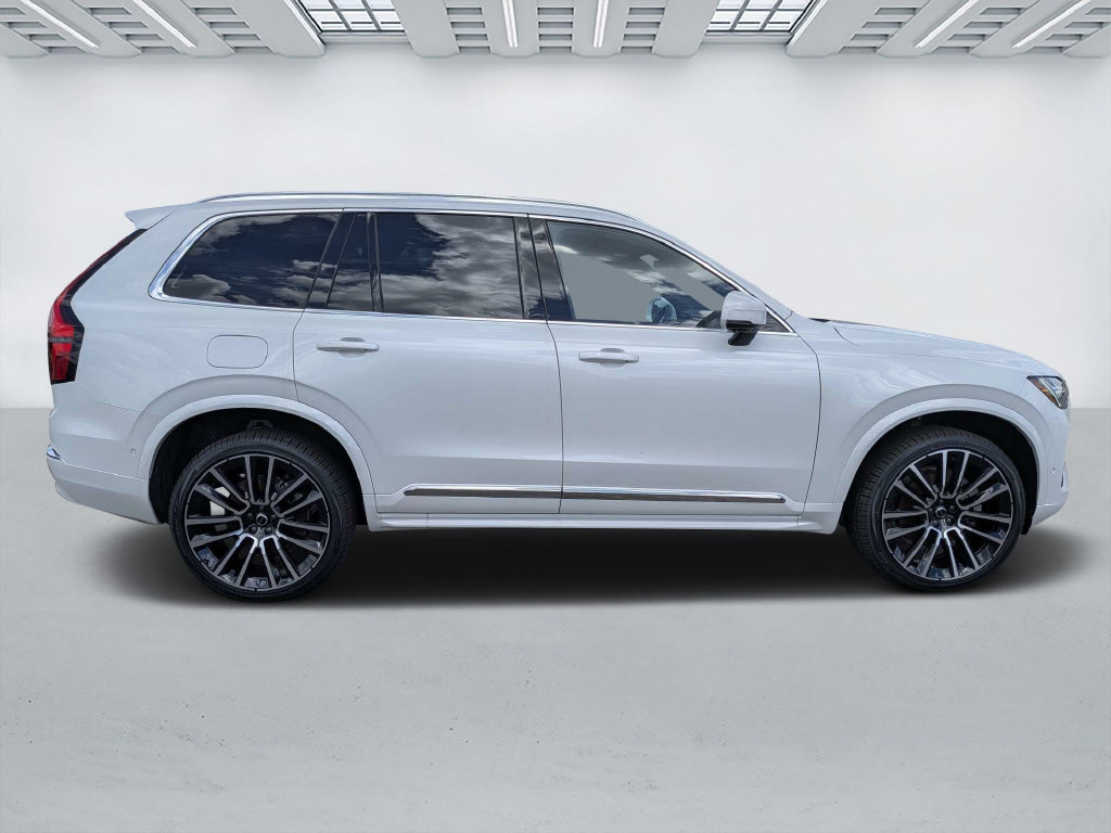 2026 Volvo XC90 Plus - Photo 6
