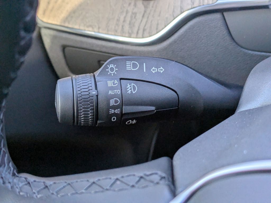 2026 Volvo XC60 Plus - Photo 37