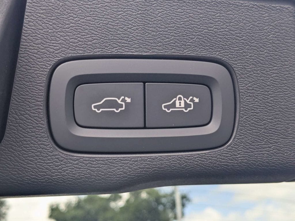 2026 Volvo XC60 Core - Photo 15