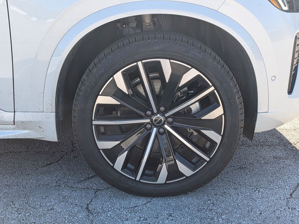 2026 Volvo XC90 Ultra - Photo 12