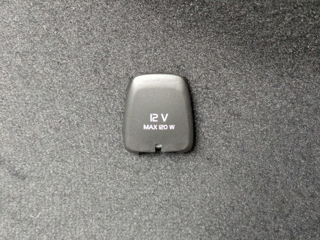 2026 Volvo XC90 Plus - Photo 14