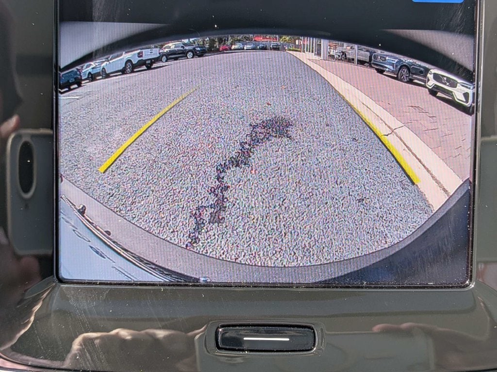 2026 Volvo XC40 Core - Photo 27