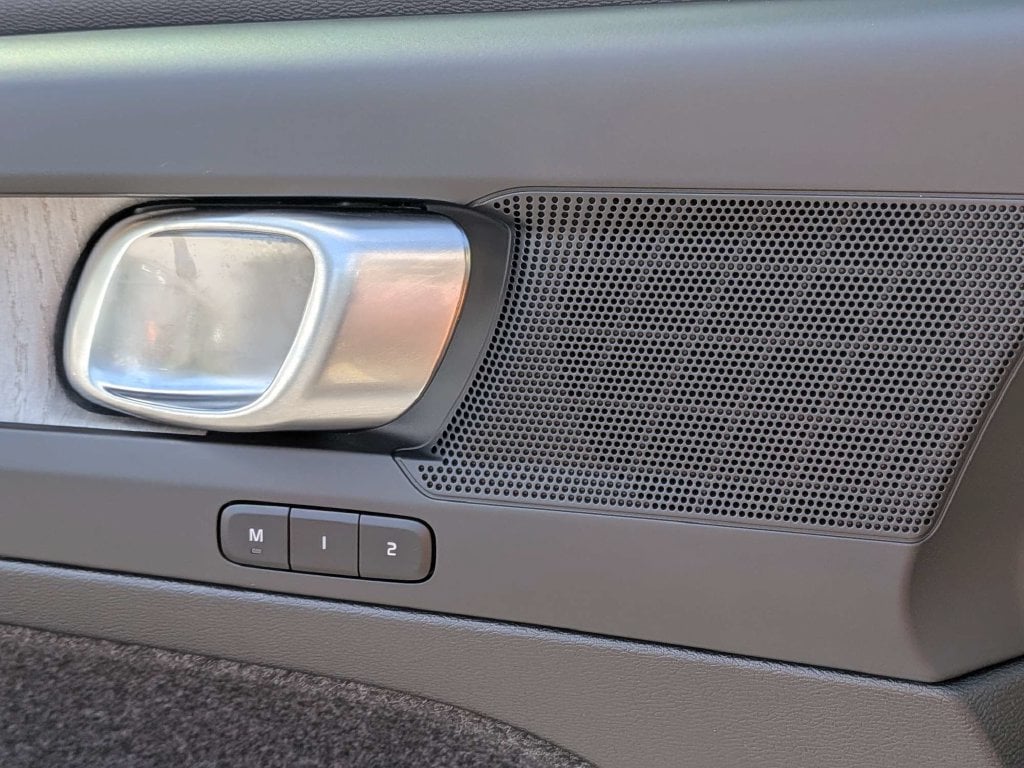 2026 Volvo XC40 Core - Photo 33