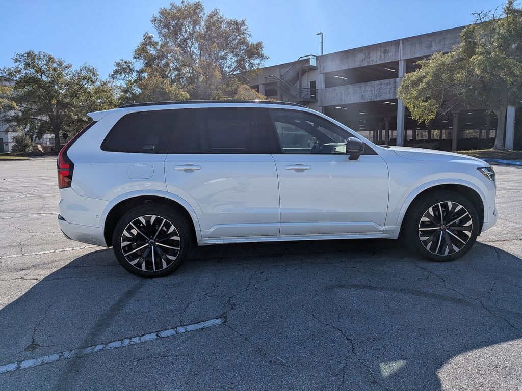 2026 Volvo XC90 Ultra - Photo 7