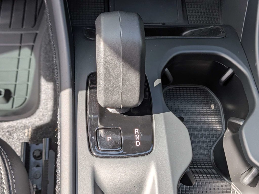2026 Volvo XC40 Core - Photo 32