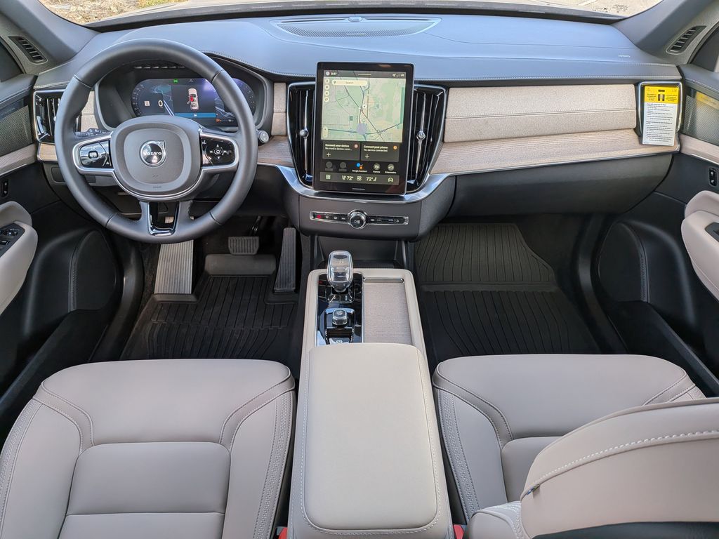 2026 Volvo XC90 Plus - Photo 5