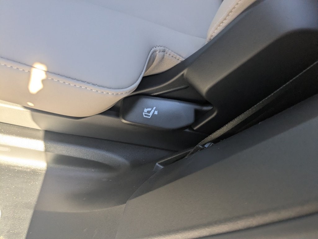 2026 Volvo XC90 Plus - Photo 20
