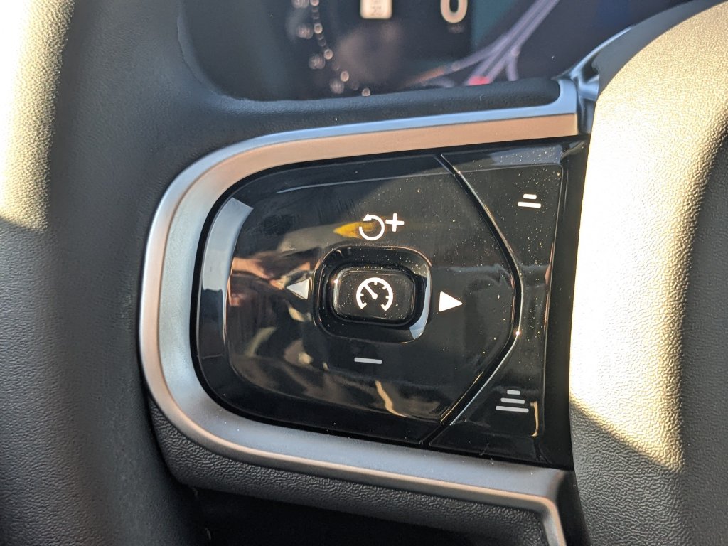 2026 Volvo XC90 Plus - Photo 37