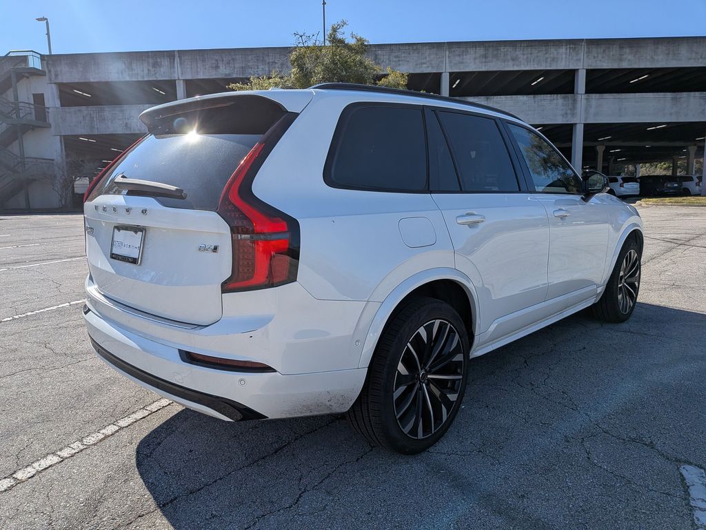 2026 Volvo XC90 Ultra - Photo 6