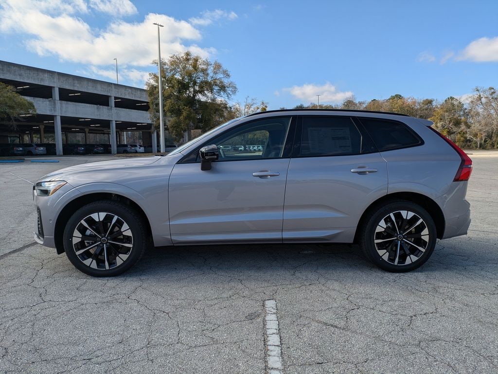 New 2026 Volvo XC60 B5 Plus SUV