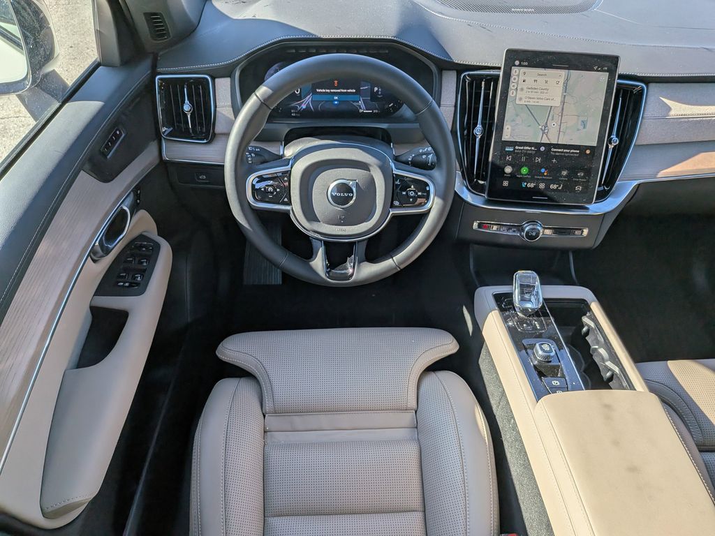 2026 Volvo XC90 Ultra - Photo 18