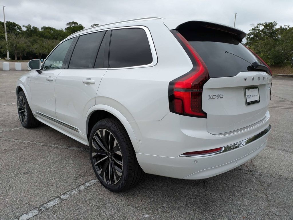 New 2026 Volvo XC90 plug-in hybrid T8 Plus 7-Seater SUV