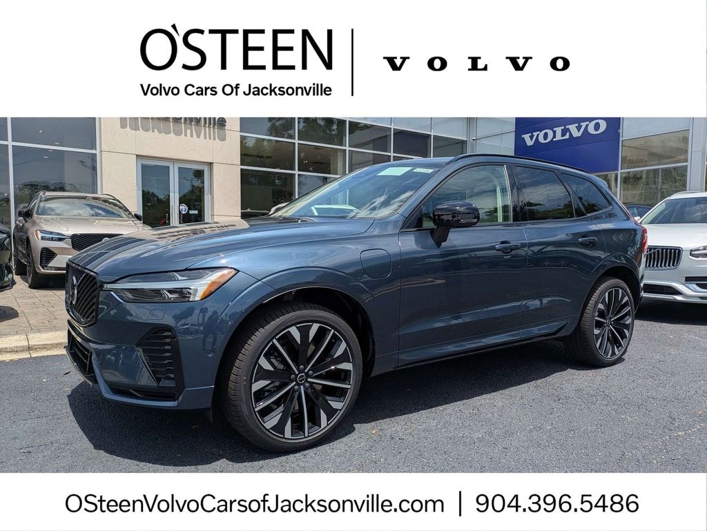 New 2026 Volvo XC60 plug-in hybrid T8 Ultra SUV