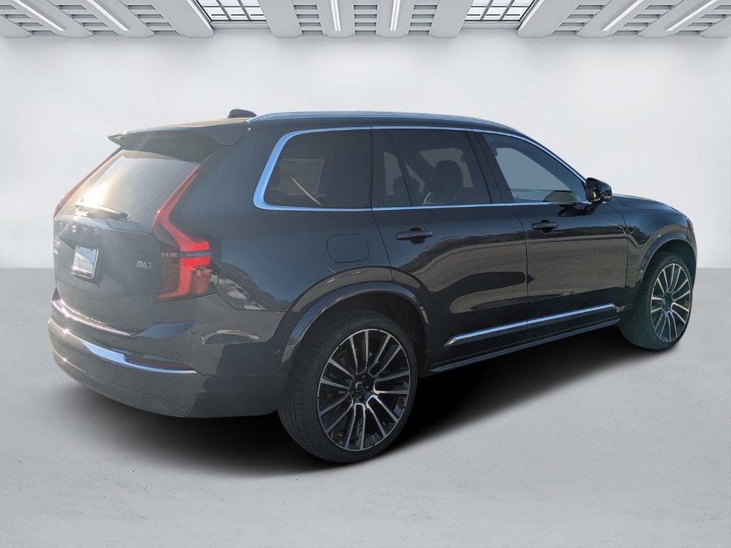 2026 Volvo XC90 Plus - Photo 6