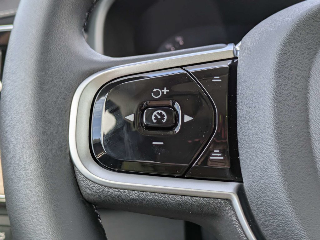 2026 Volvo XC90 Plus - Photo 35