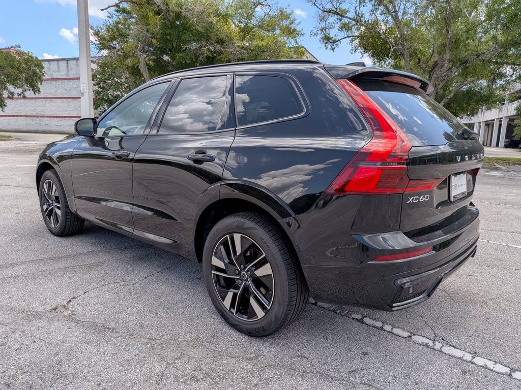 New 2026 Volvo XC60 B5 Plus SUV