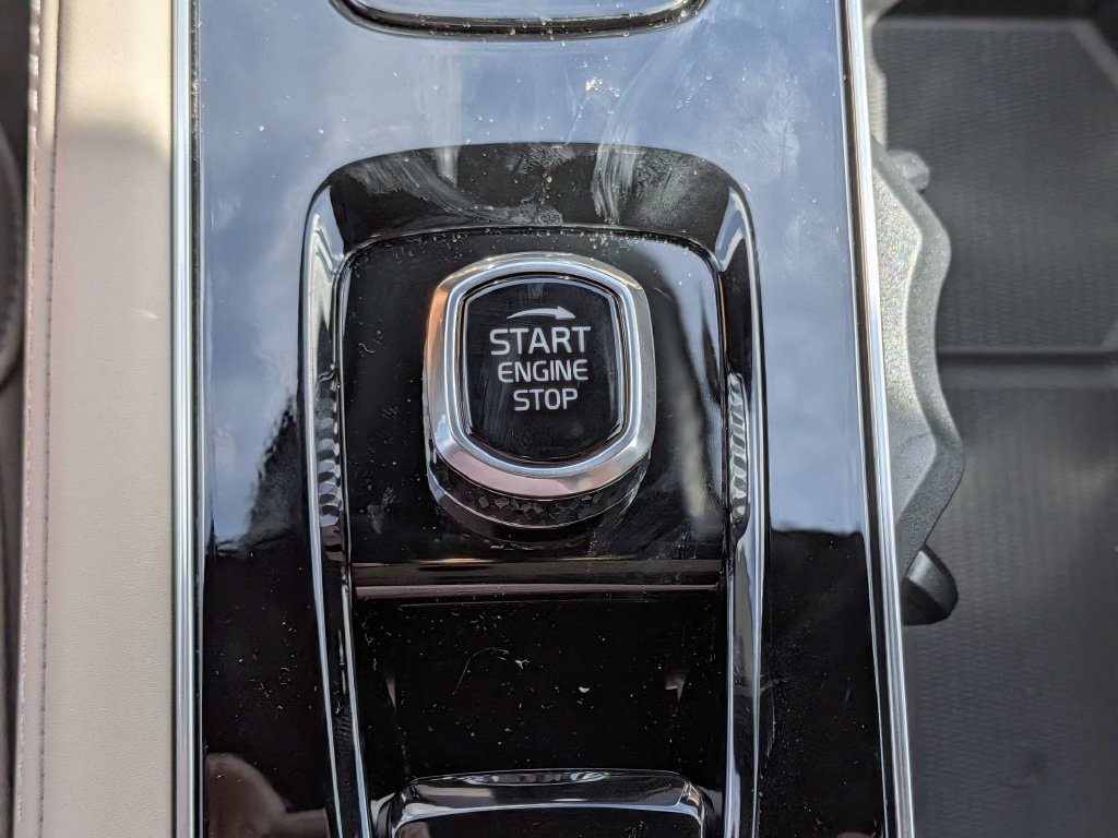 2026 Volvo XC90 Plus - Photo 40