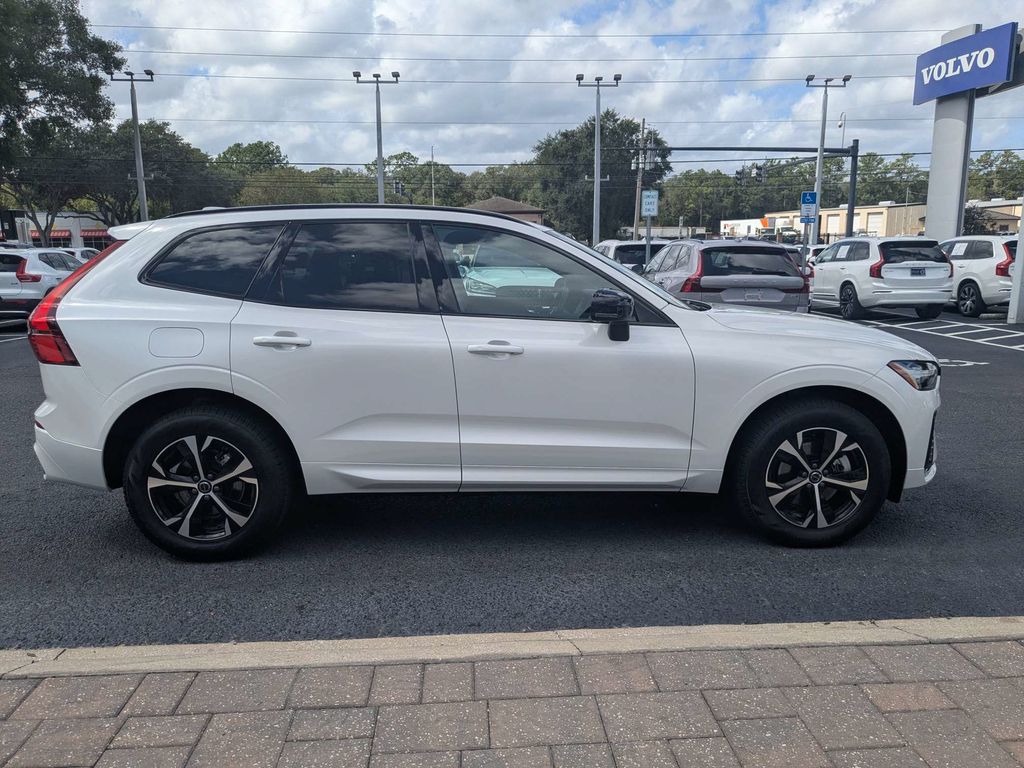 2026 Volvo XC60 Core - Photo 7