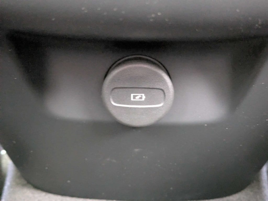 2026 Volvo XC90 Plus - Photo 20