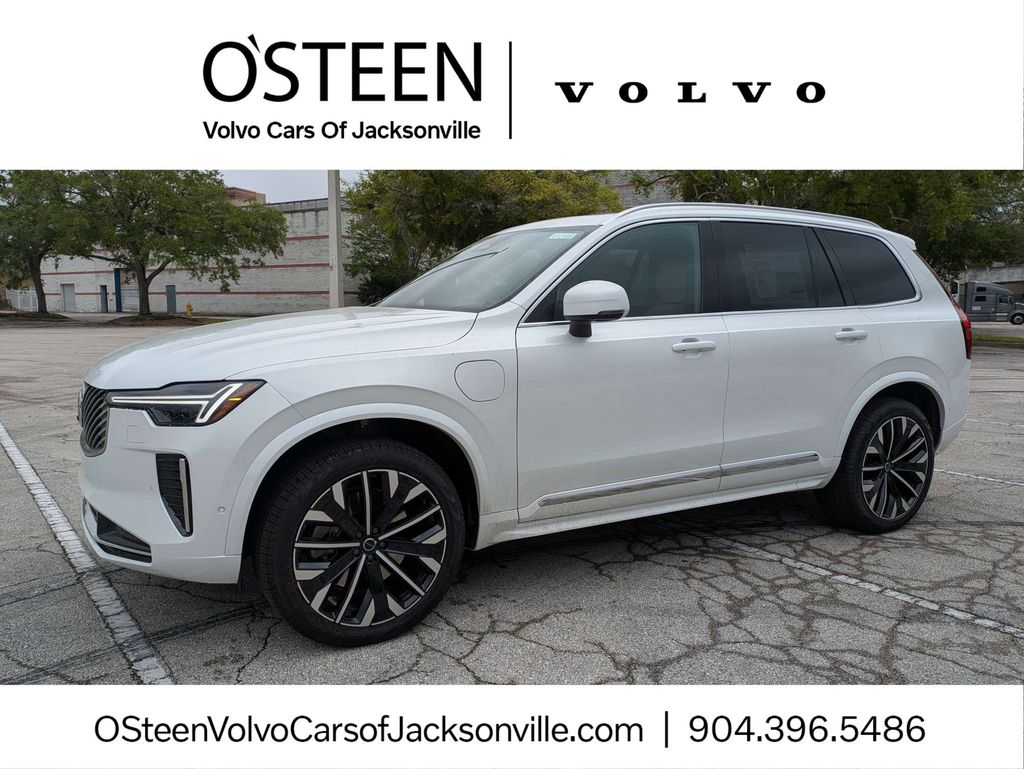 New 2026 Volvo XC90 plug-in hybrid T8 Plus 7-Seater SUV