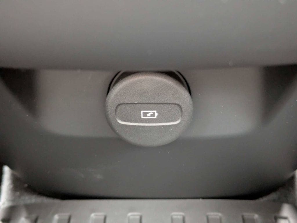 2026 Volvo XC90 Plus - Photo 20