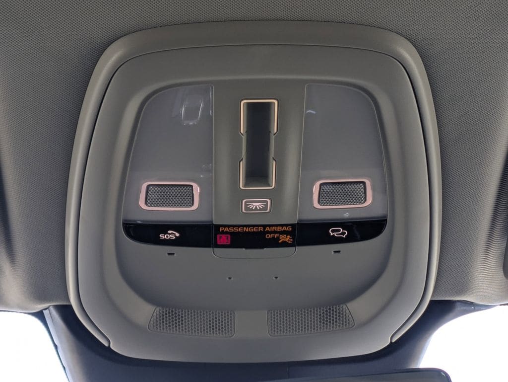 2026 Volvo XC60 Plus - Photo 23