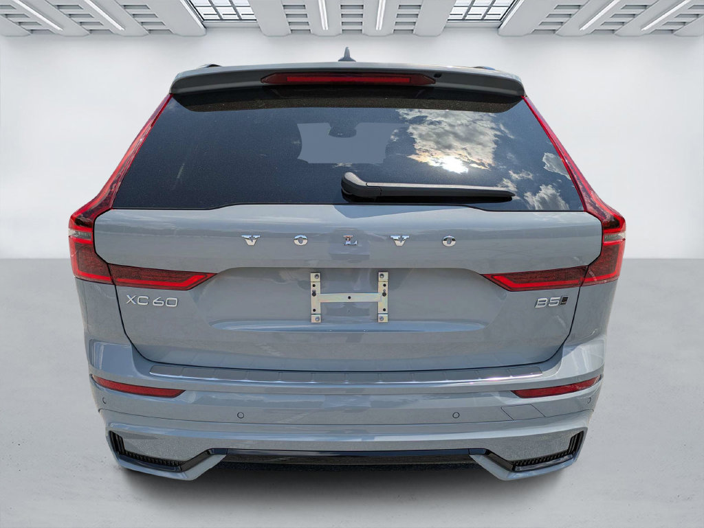New 2026 Volvo XC60 B5 Plus SUV