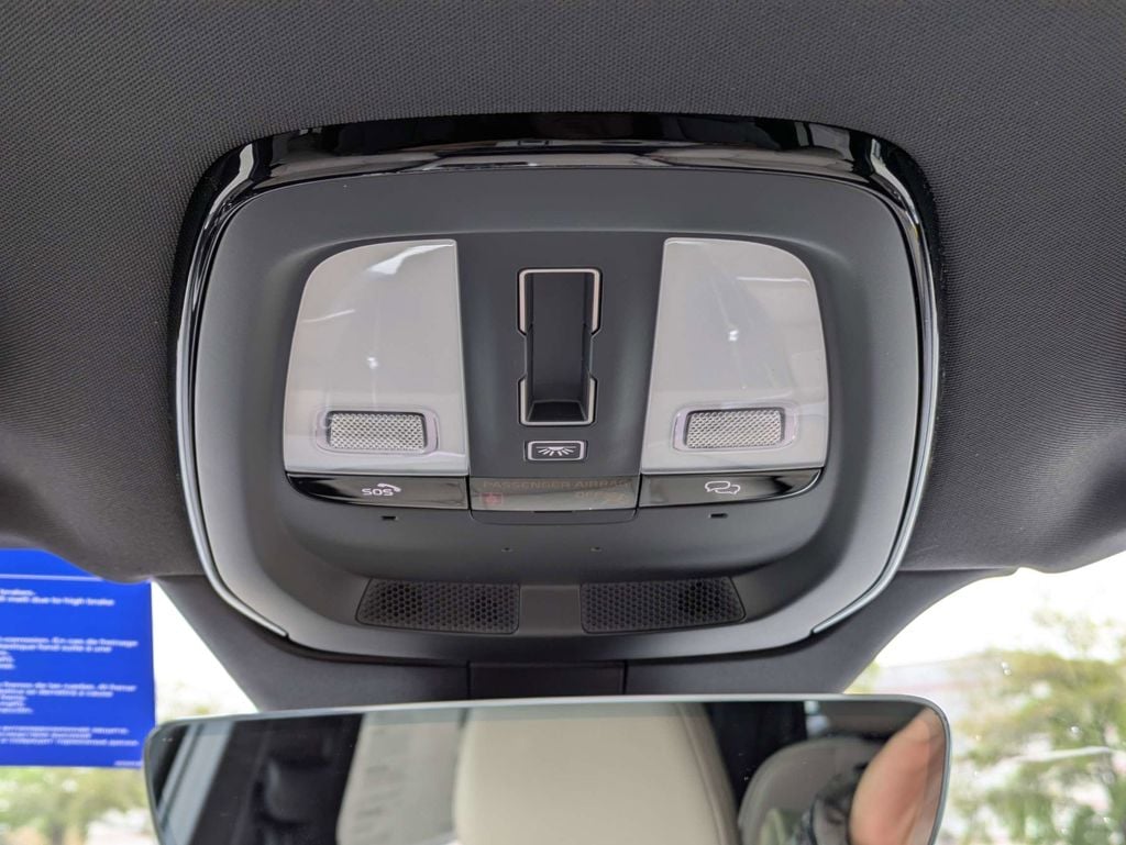 2026 Volvo XC90 Plus - Photo 26