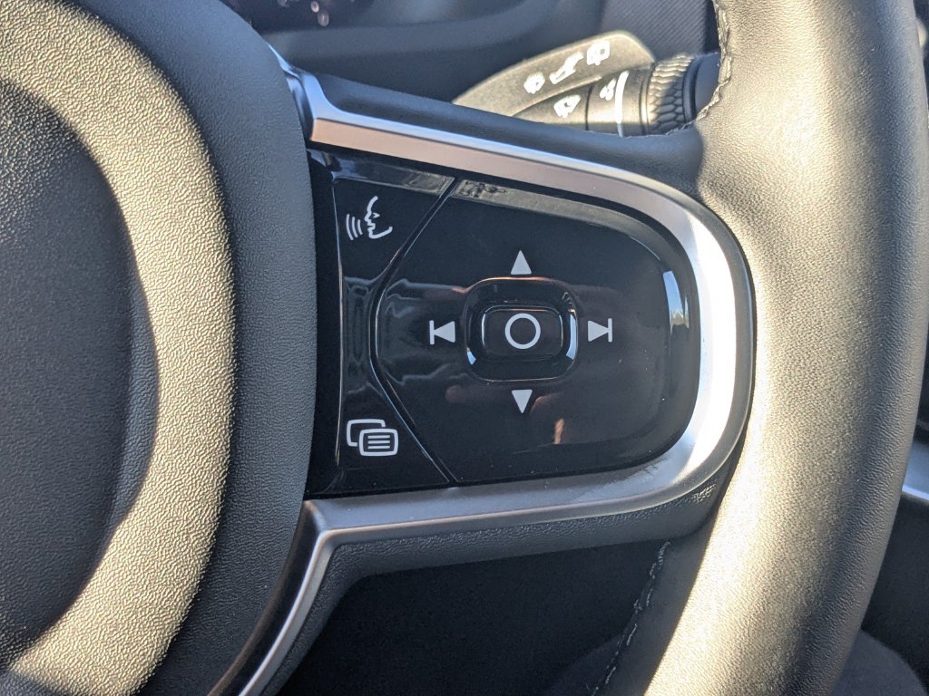 2026 Volvo XC90 Plus - Photo 38