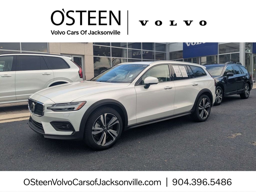 Used 2026 Volvo V60 Cross Country B5 Plus Wagon