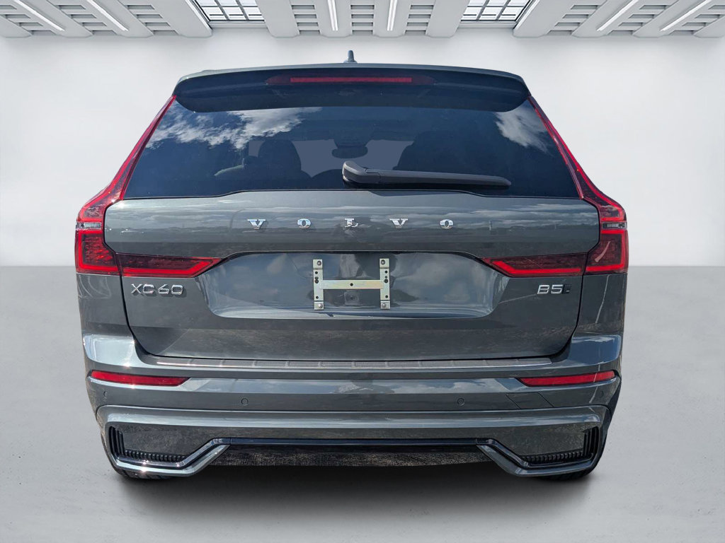 New 2027 Volvo XC60 B5 Ultra SUV