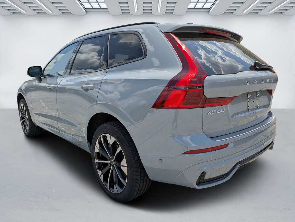 New 2026 Volvo XC60 B5 Plus SUV