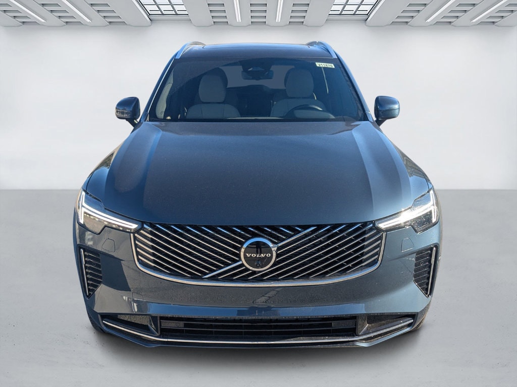 2026 Volvo XC90 Plus - Photo 9