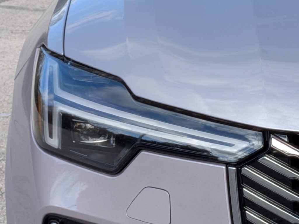 2026 Volvo XC90 Plus - Photo 15