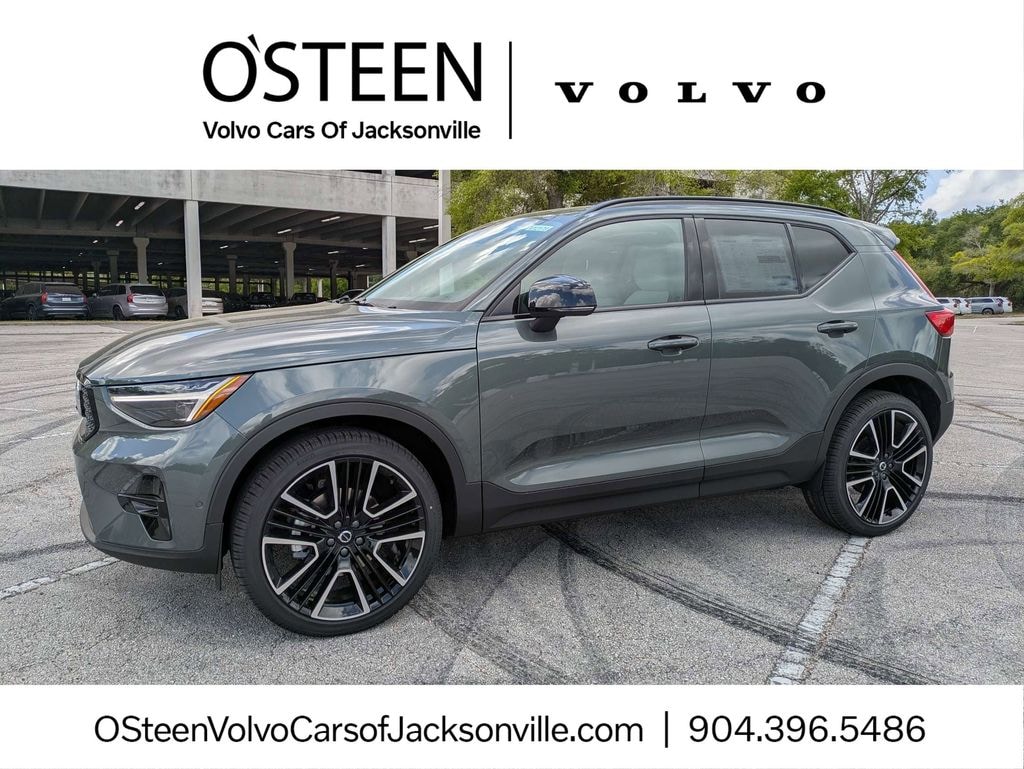 New 2026 Volvo XC40 B5 Ultra SUV