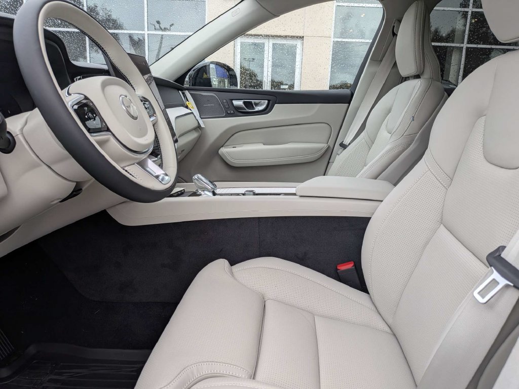 New 2027 Volvo XC60 B5 Ultra SUV