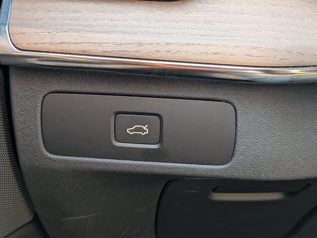 2026 Volvo XC90 Ultra - Photo 27