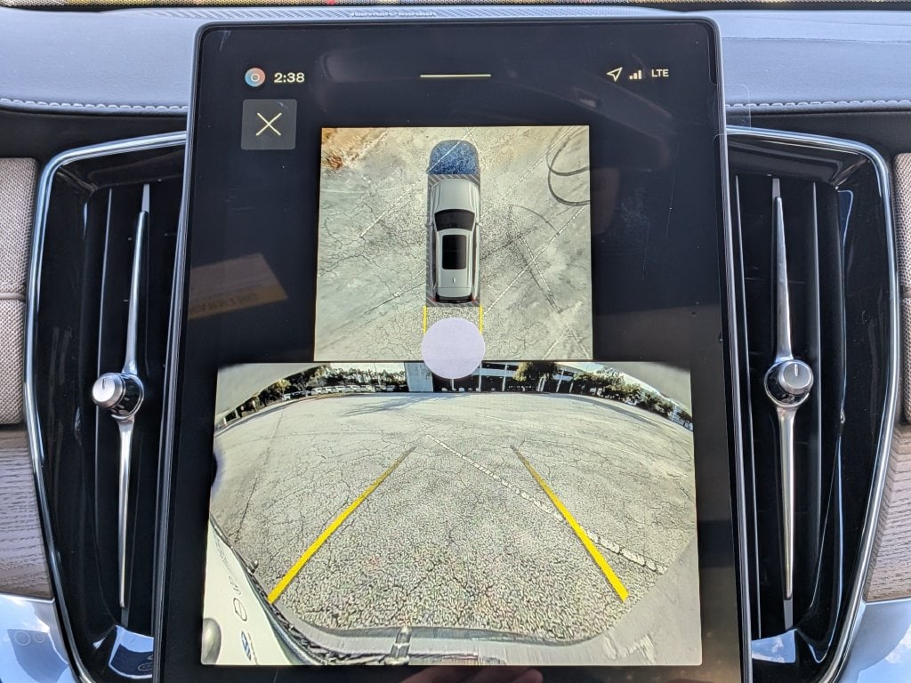 2026 Volvo XC90 Plus - Photo 24